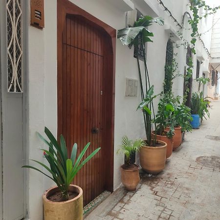 Riad Bkl Luxury Dar Baroud 탕헤르 외부 사진