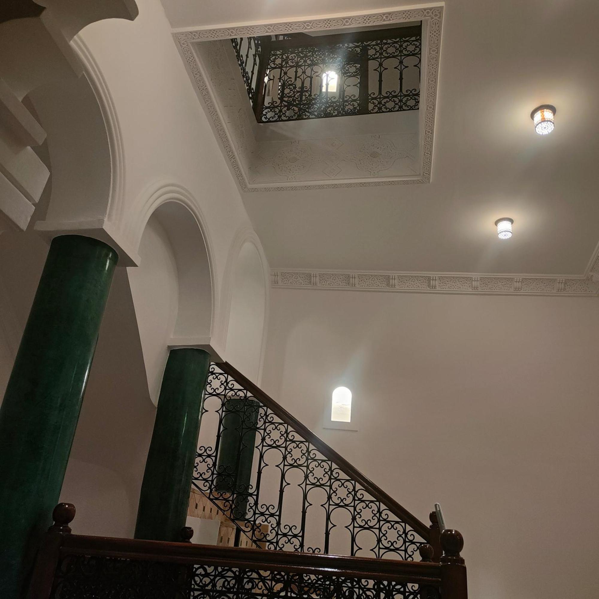 Riad Bkl Luxury Dar Baroud 탕헤르 외부 사진